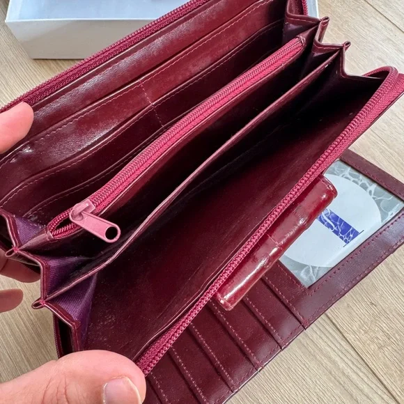Vtg Lee Sands Burgundy Eel Skin Wallet Clutch Zipper Snap Multi Compartme - Picture 3 of 7